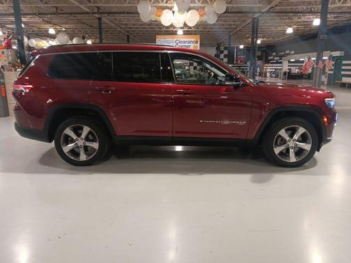Velvet 2022 Jeep Grand Cherokee L Limited