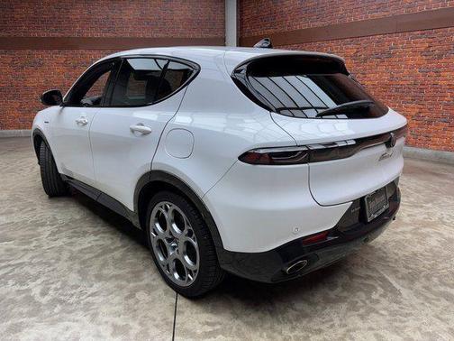 2024 Alfa Romeo Tonale Veloce