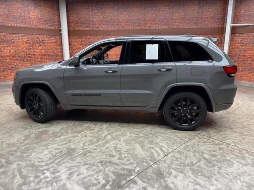 2020 Jeep Grand Cherokee Altitude