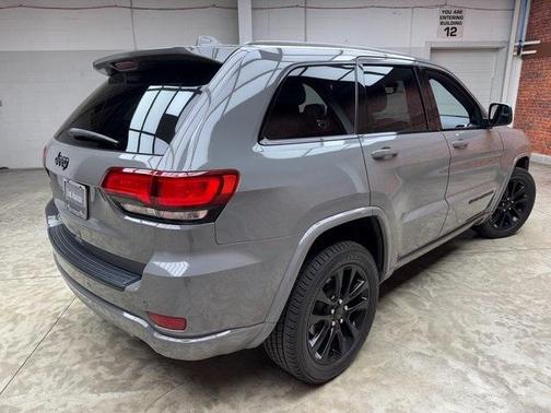 2020 Jeep Grand Cherokee Altitude