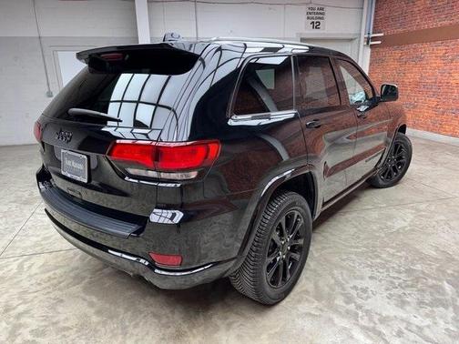 2022 Jeep Grand Cherokee WK Laredo