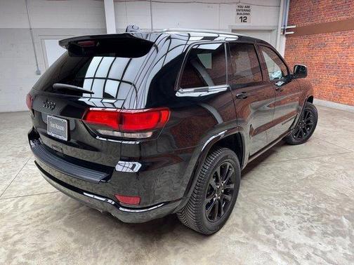 2022 Jeep Grand Cherokee WK Laredo