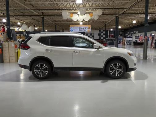 2020 Nissan Rogue SV