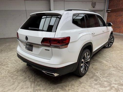 2022 Volkswagen Atlas 3.6L SE w/Technology