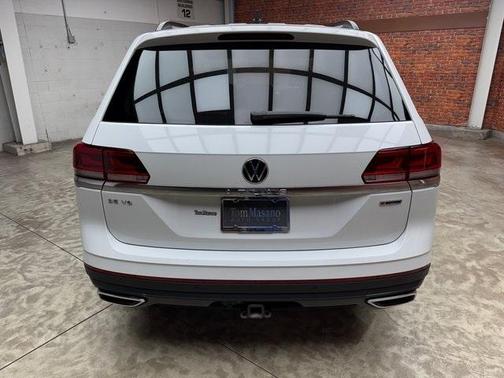 2022 Volkswagen Atlas 3.6L SE w/Technology