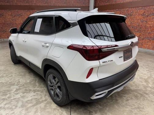 2021 Kia Seltos S