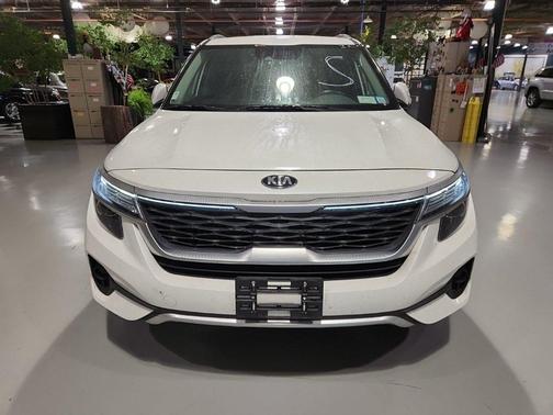 2021 Kia Seltos S