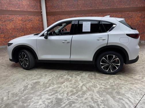 2023 Mazda CX-5 Premium Plus