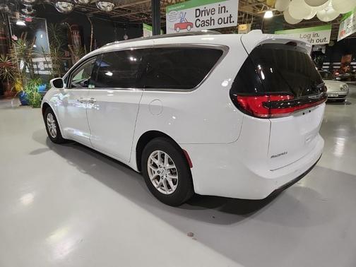 2021 Chrysler Pacifica Touring-L