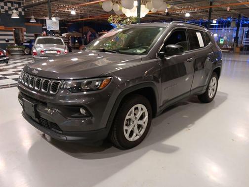 Metallic 2024 Jeep Compass Latitude