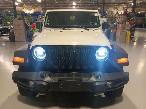 Bright White Clearcoat 2022 Jeep Wrangler Unlimited Sport