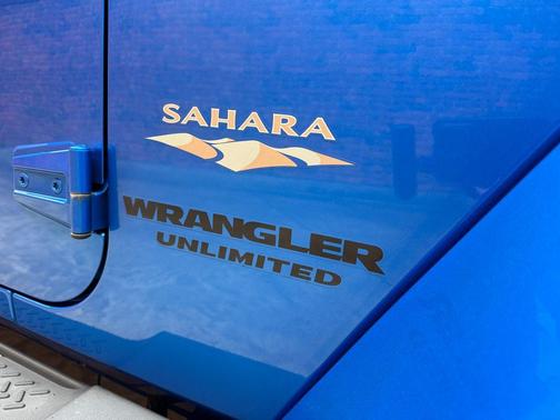 Hydro Blue Pearl 2015 Jeep Wrangler Unlimited Sahara