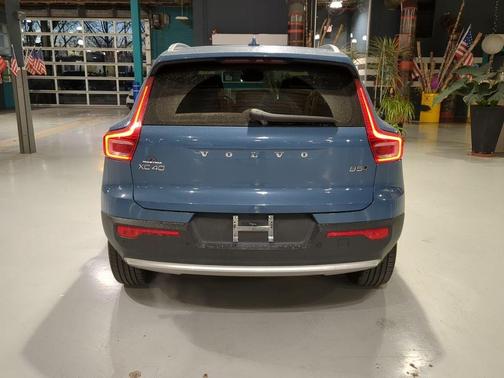 Blue 2024 Volvo XC40 B5 Plus Bright Theme