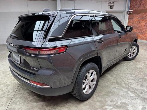 2022 Jeep Grand Cherokee Limited