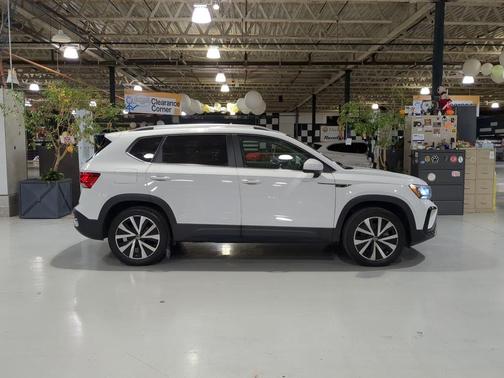 2022 Volkswagen Taos 1.5T SE