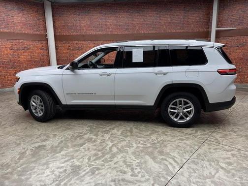 2021 Jeep Grand Cherokee L Laredo
