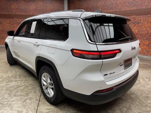 2021 Jeep Grand Cherokee L Laredo