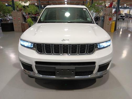 2021 Jeep Grand Cherokee L Laredo