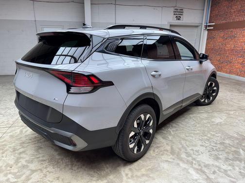Gray 2023 Kia Sportage X-Line
