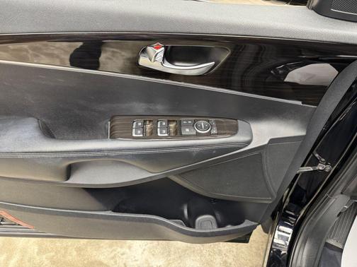 Ebony Black 2019 Kia Sorento LX