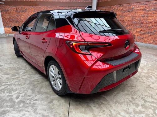 2023 Toyota Corolla Hatchback SE