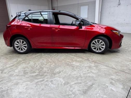 2023 Toyota Corolla Hatchback SE