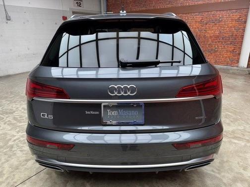 2023 Audi Q5 45 S line quattro Premium