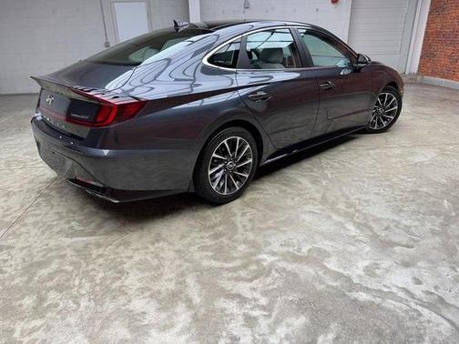 2020 Hyundai SONATA Limited