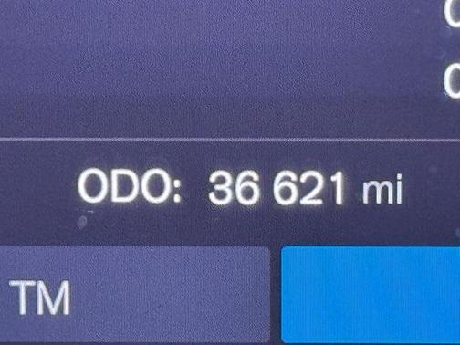2024 Volvo S60 B5 Core Dark Theme