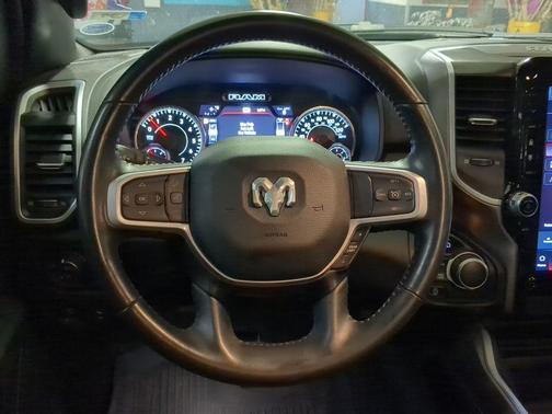 Bright White Clearcoat 2023 RAM 1500 Big Horn
