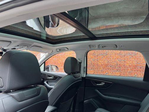 2023 Audi Q7 55 Premium Plus