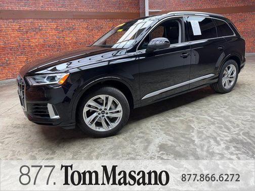 2023 Audi Q7 55 Premium Plus