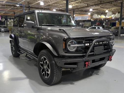 2021 Ford Bronco Outer Banks