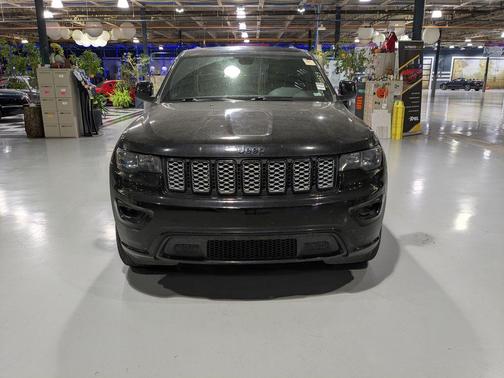 Diamond Black 2020 Jeep Grand Cherokee Altitude