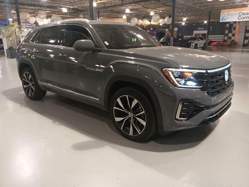 Pure Gray 2024 Volkswagen Atlas Cross Sport 2.0T SEL Premium R-Line