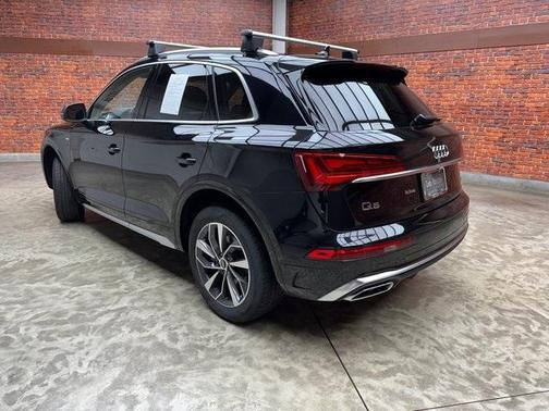 2022 Audi Q5 45 S line Premium Plus