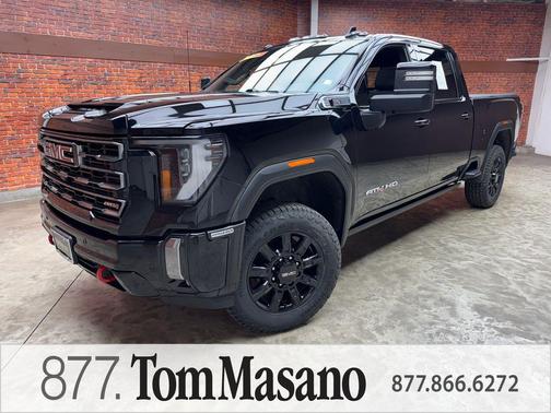 Onyx Black 2024 GMC Sierra 2500 AT4