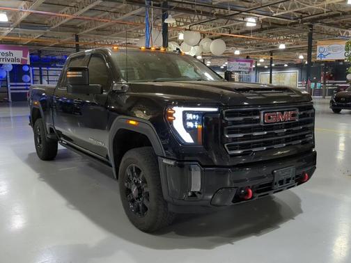 Onyx Black 2024 GMC Sierra 2500 AT4