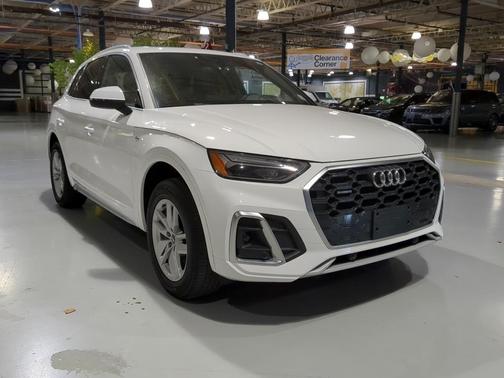 2022 Audi Q5 45 S line quattro Premium