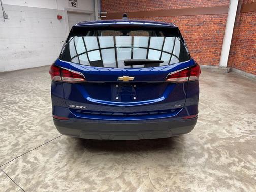Blue 2022 Chevrolet Equinox LS