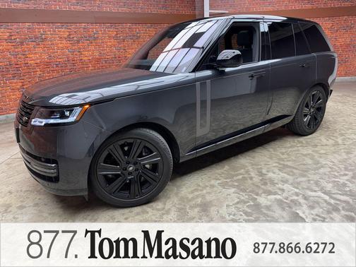 Carpathian Grey 2023 Land Rover Range Rover P400 SE