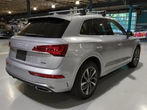 2022 Audi Q5 45 S line quattro Premium