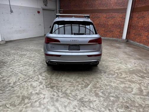 2022 Audi Q5 45 S line quattro Premium