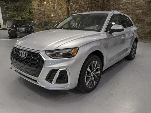 2022 Audi Q5 45 S line quattro Premium