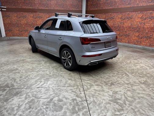 2022 Audi Q5 45 S line Premium Plus