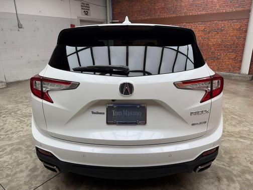 White 2023 Acura RDX Technology Package