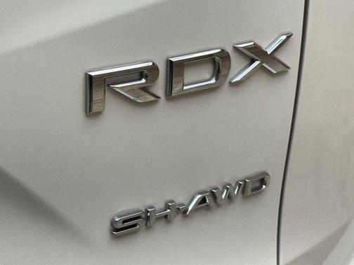 White 2023 Acura RDX Technology Package