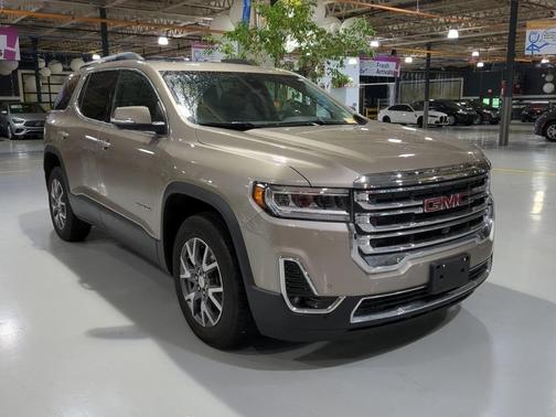 2022 GMC Acadia SLT