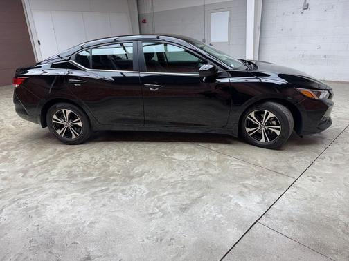 Black 2023 Nissan Sentra SV