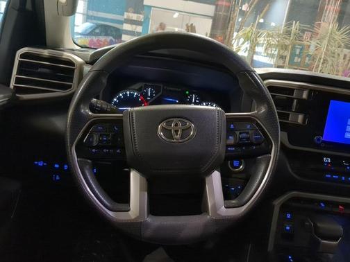 Ice 2023 Toyota Tundra SR5